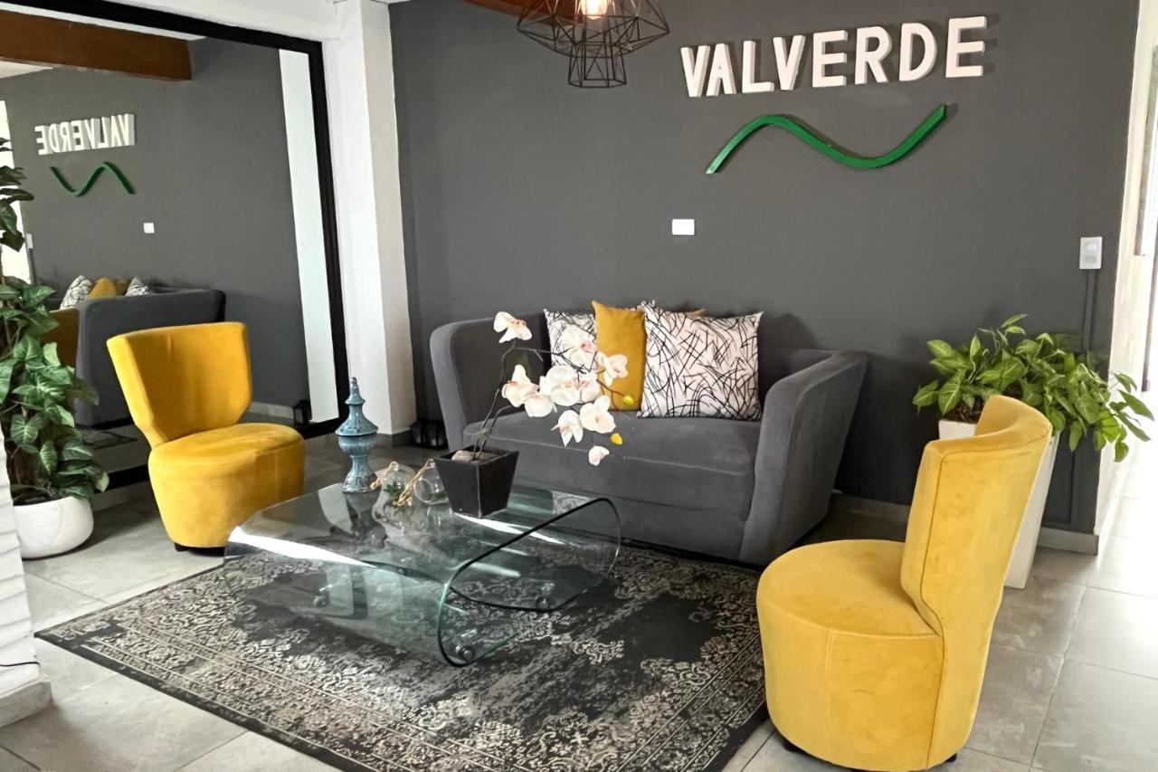 סאן סלבדור Hotel Boutique Valverde Santa Elena מראה חיצוני תמונה