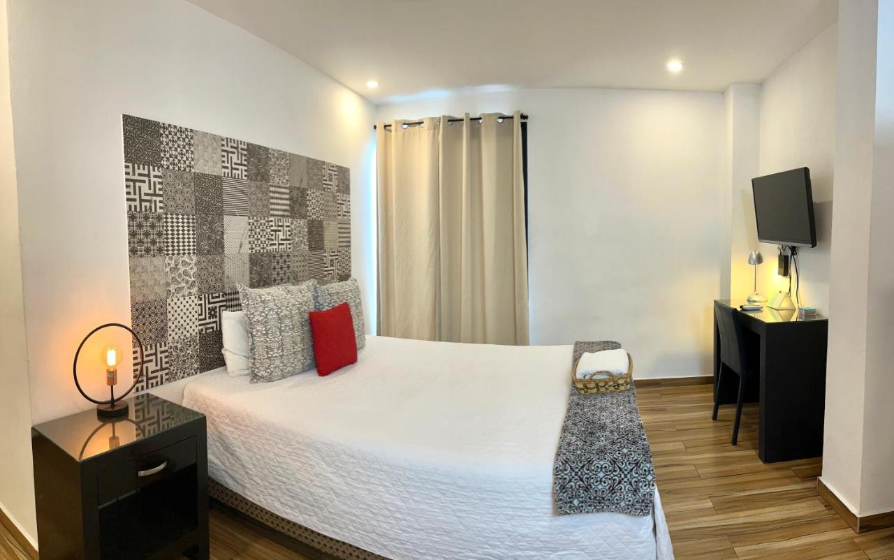 סאן סלבדור Hotel Boutique Valverde Santa Elena מראה חיצוני תמונה