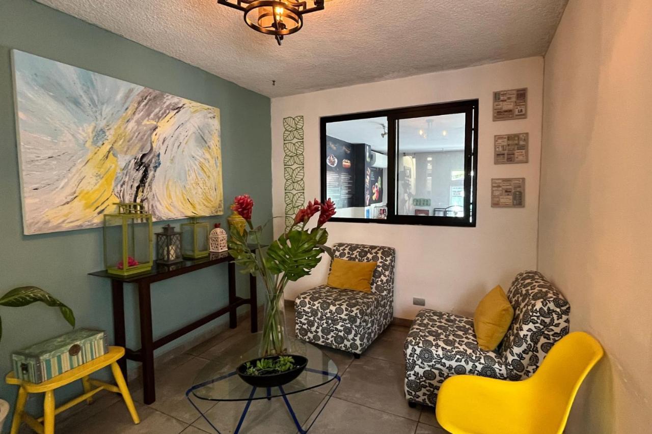 סאן סלבדור Hotel Boutique Valverde Santa Elena מראה חיצוני תמונה