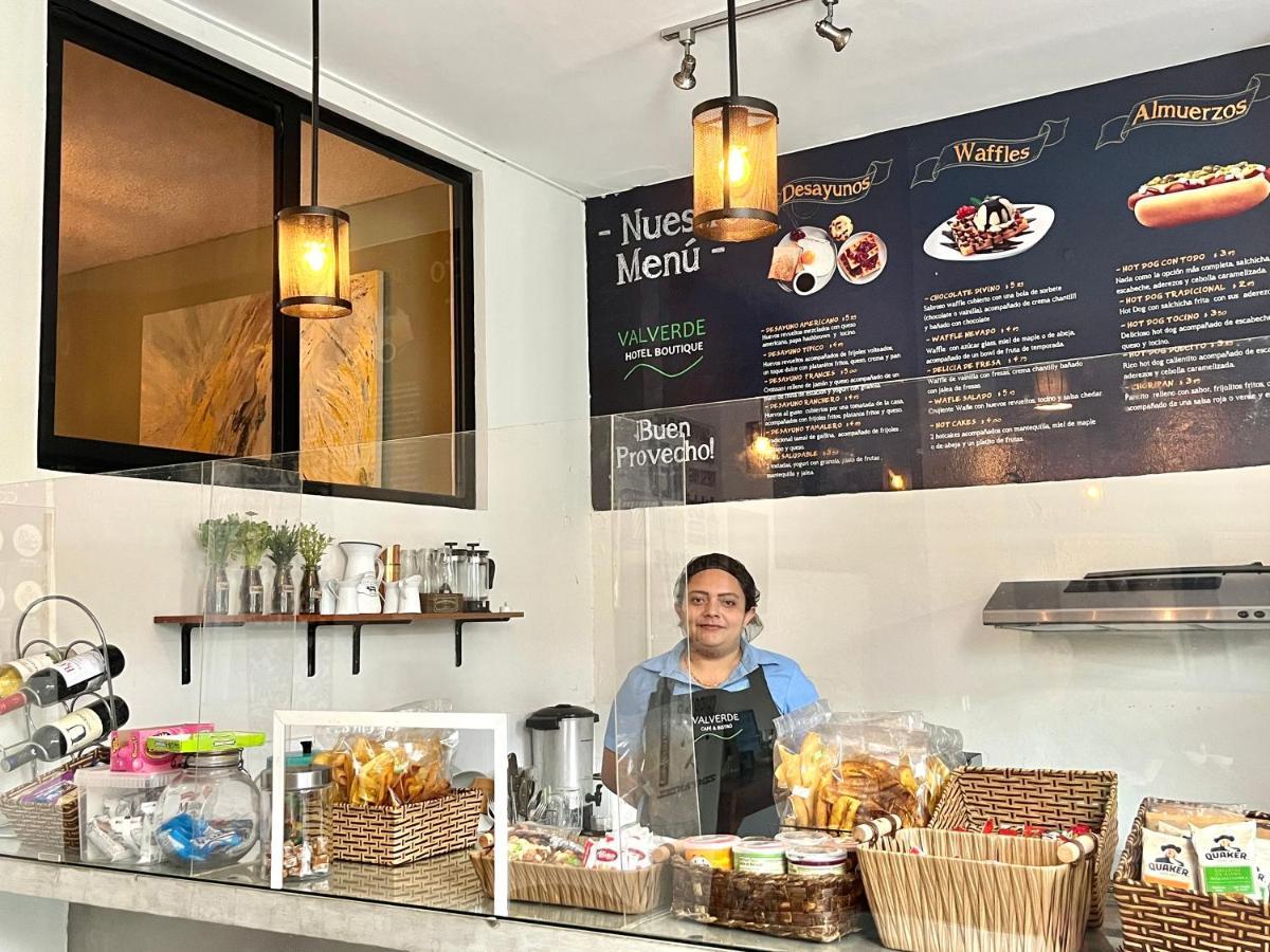סאן סלבדור Hotel Boutique Valverde Santa Elena מראה חיצוני תמונה
