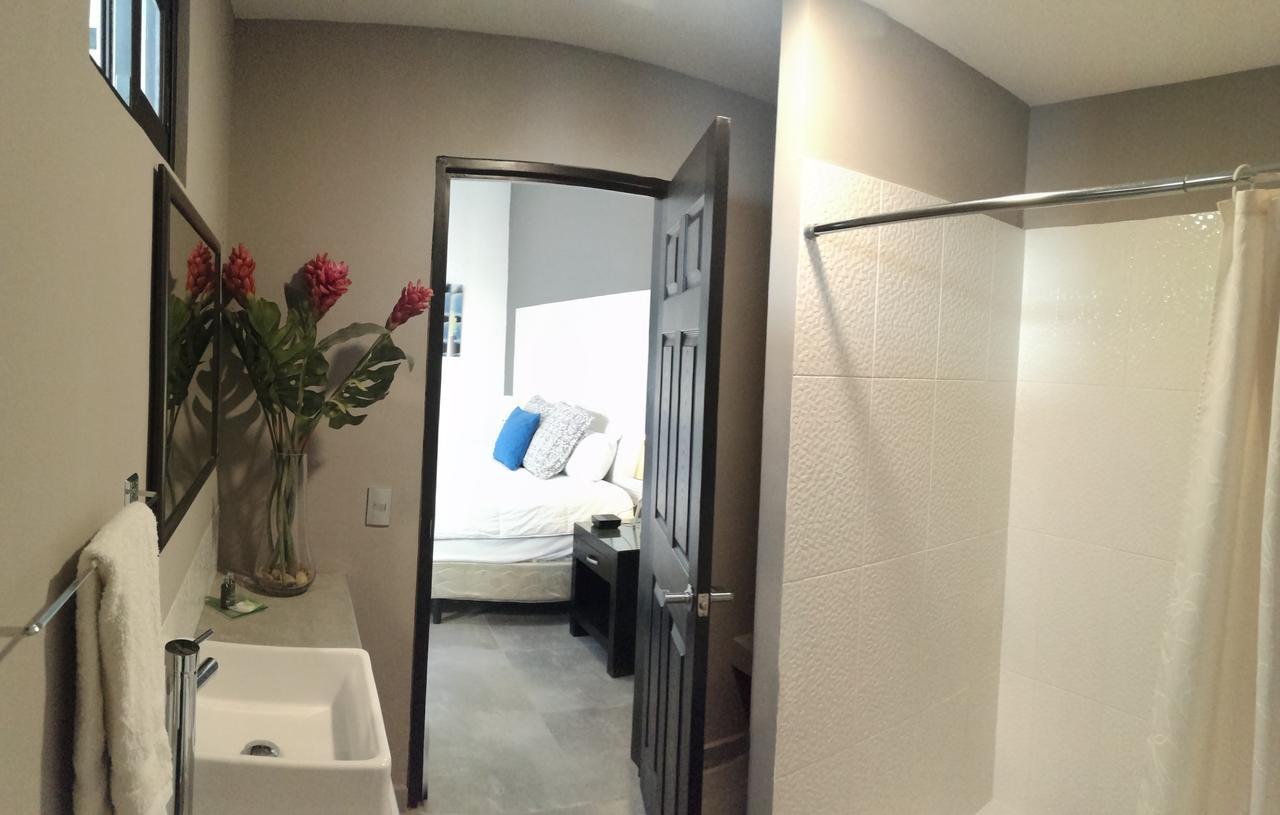 סאן סלבדור Hotel Boutique Valverde Santa Elena מראה חיצוני תמונה