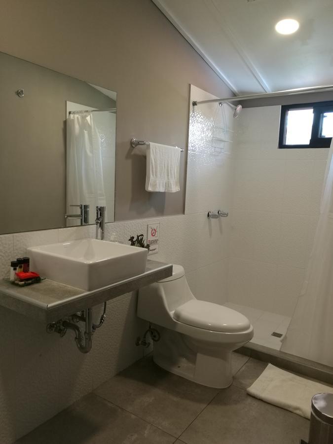 סאן סלבדור Hotel Boutique Valverde Santa Elena מראה חיצוני תמונה